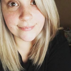 Meet your Posher, Whitney